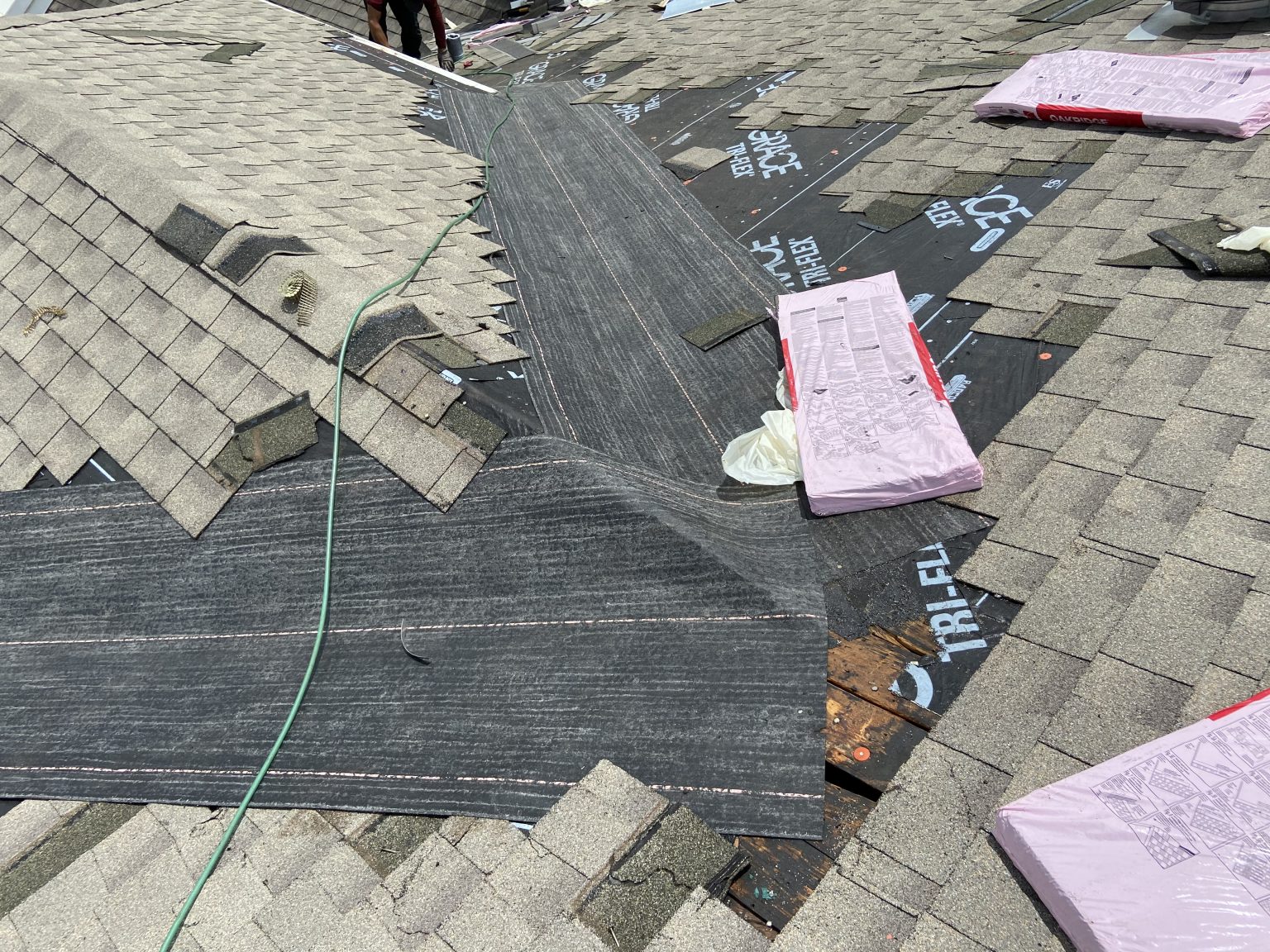 How To Fix Leaking Roof Valley at Isla Lascelles blog