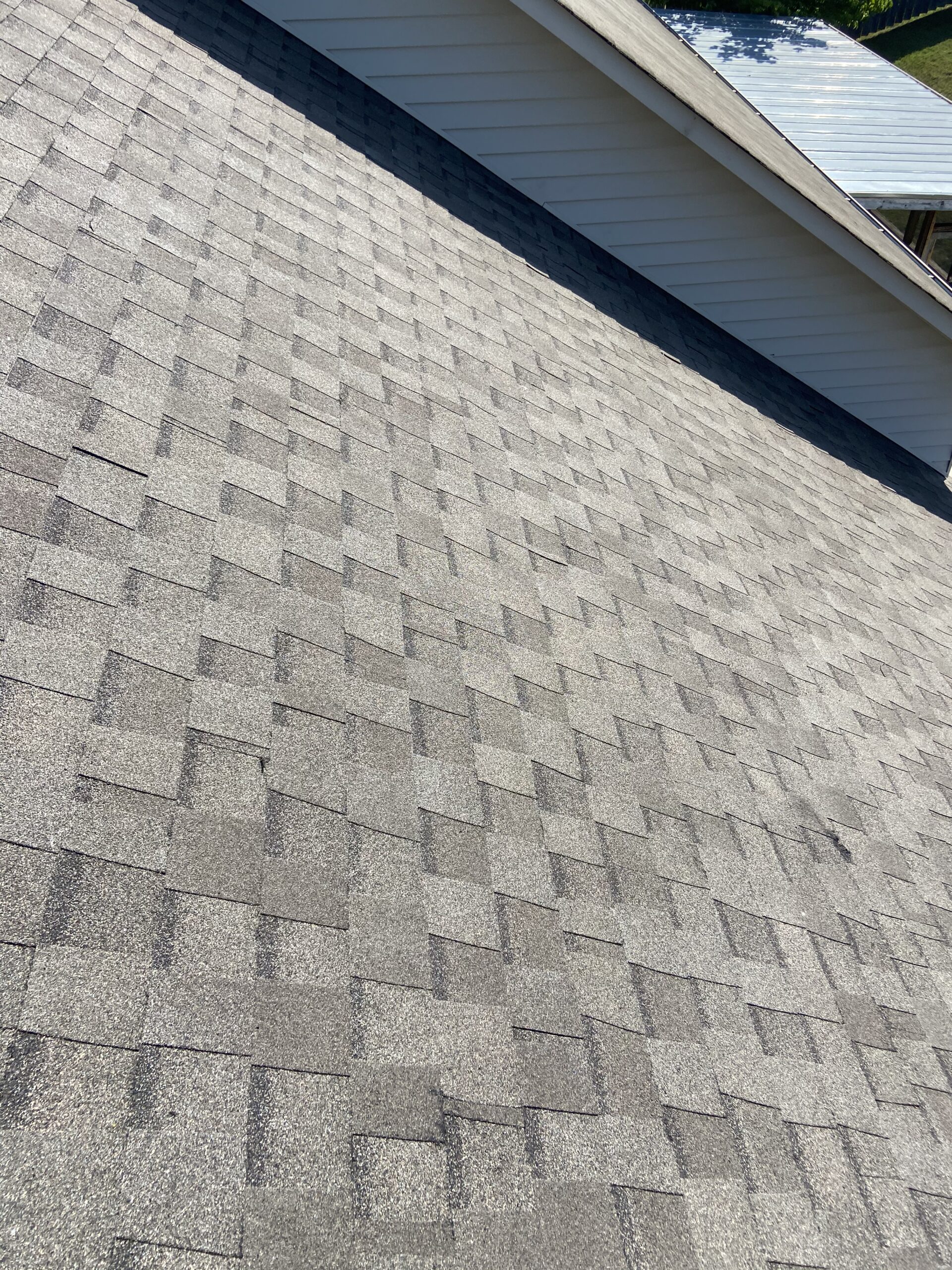 this is a picture of tamko weathered wood colored shingles that litespeed construction installed near knoxville tn 