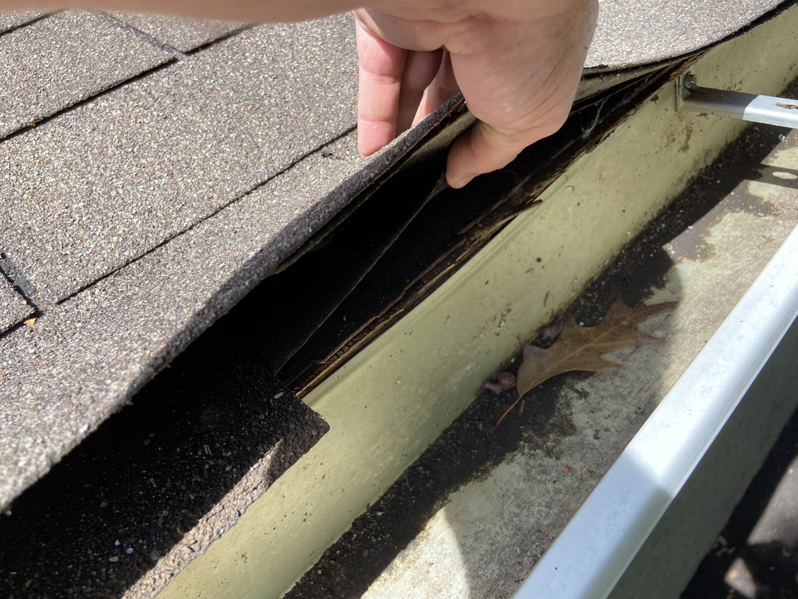 Rotten roof boards