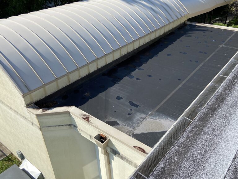Commercial Roof Leaks are Causing Lots of Problems for this Building in Oak Ridge TN