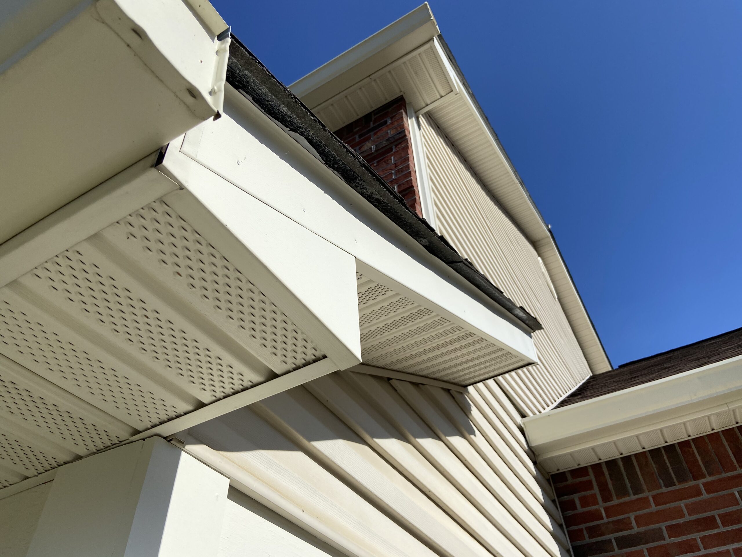 The drip edge here is made out of the facia metal on this roof ...