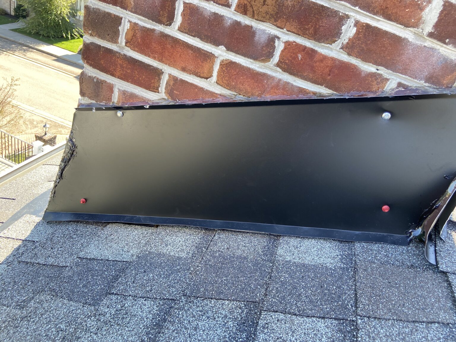 Knoxville Roofers Repairs Chimney Leaks In Knoxville TN