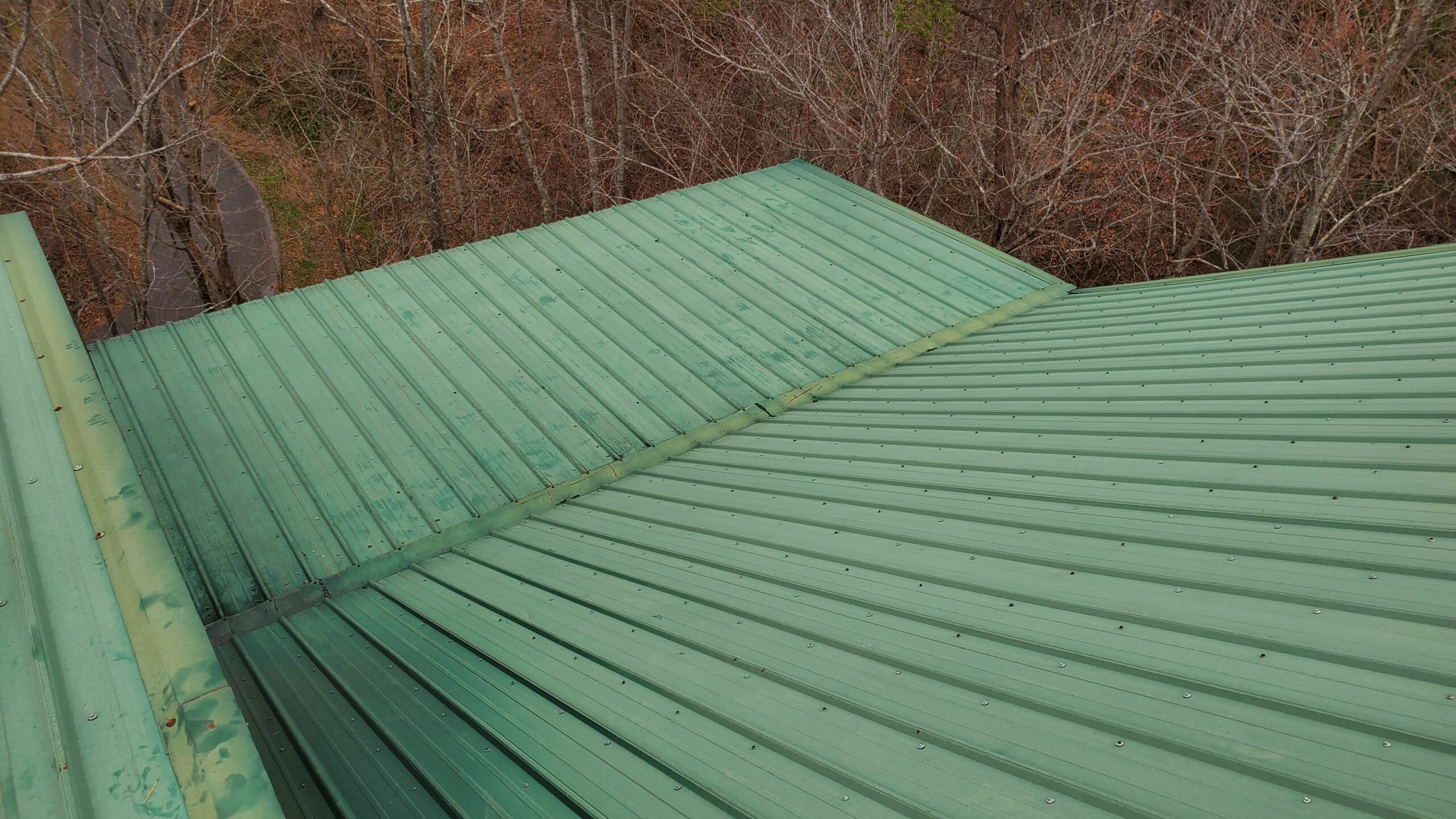 Knoxville Roofers Repairs Metal Roof In Sevierville Tn