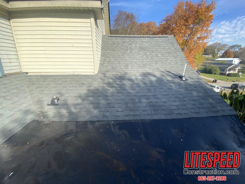 This is a  picture of a  new grey dimensional roof