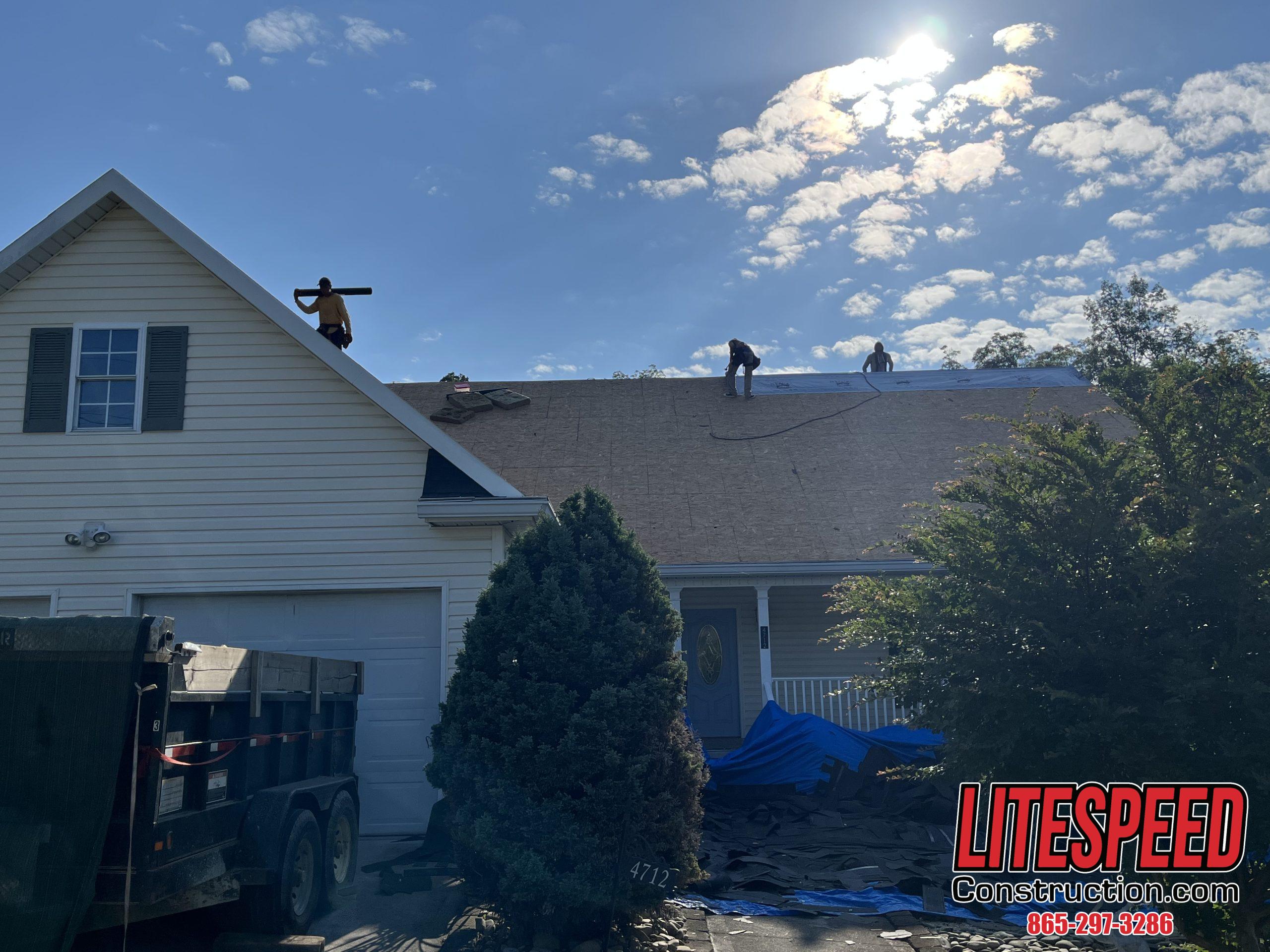 Knoxville TN roof under construction, roof construction Knoxville TN, roofing contractor Knoxville TN, new roof installation Knoxville, residential roof construction Knoxville TN, commercial roof construction Knoxville, affordable roof construction Knoxville TN, professional roof services Knoxville, roof repair during construction Knoxville TN, roof replacement Knoxville TN, roofing solutions Knoxville TN, roof maintenance under construction Knoxville