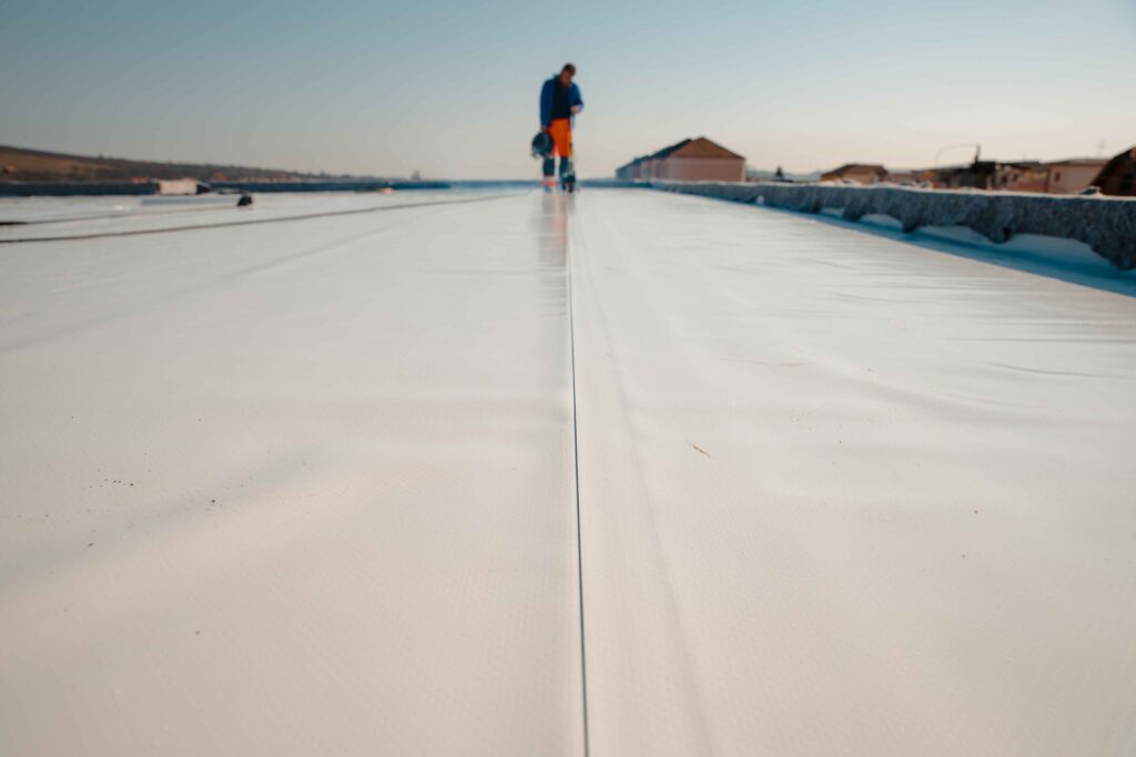flat roofs Knoxville TN, commercial roofing Knoxville, flat roof installation, flat roof maintenance, Knoxville roofing contractors, best flat roof materials, flat roof repair Knoxville, energy-efficient flat roofs, flat roof inspection services, flat roof benefits