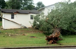 emergency roof tarping knoxville, roof tarping knoxville tn, emergency tarping service, storm damage roof tarping, temporary roof repair knoxville, roof tarp installation knoxville, insurance roof tarping help, 24/7 roof tarping knoxville, roof leak tarp service, roof repair emergency knoxville, knoxville storm damage roof, residential roof tarping knoxville, roof storm damage repair knoxville, storm damage roof inspection knoxville, insurance storm roof repair knoxville tn