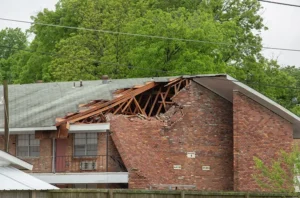 emergency roof tarping knoxville, roof tarping knoxville tn, emergency tarping service, storm damage roof tarping, temporary roof repair knoxville, roof tarp installation knoxville, insurance roof tarping help, 24/7 roof tarping knoxville, roof leak tarp service, roof repair emergency knoxville, knoxville storm damage roof, residential roof tarping knoxville, roof storm damage repair knoxville, storm damage roof inspection knoxville, insurance storm roof repair knoxville tn