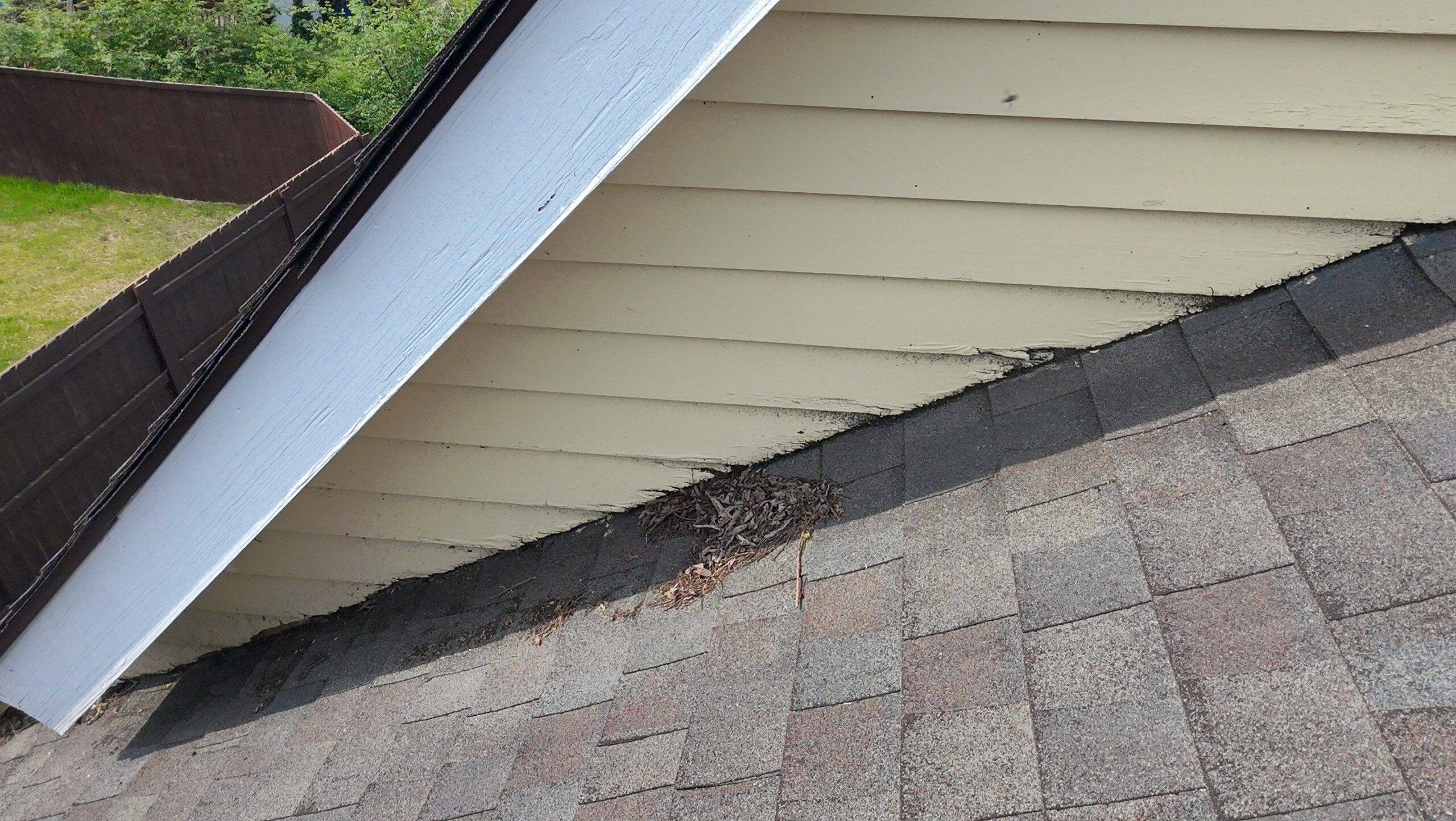 roof leak repair Knoxville TN 37917, roof repair Knoxville TN, Knoxville TN roofer 37917, roof leak detection Knoxville, flat roof repair Knoxville TN, asphalt shingle roof repair Knoxville, roof flashing repair Knoxville TN, chimney flashing repair Knoxville, roof valley repair Knoxville TN, emergency roof repair Knoxville, roof inspection Knoxville TN, drone roof inspection Knoxville, residential roof repair Knoxville TN, seal roof leak Knoxville, roof decking repair Knoxville TN