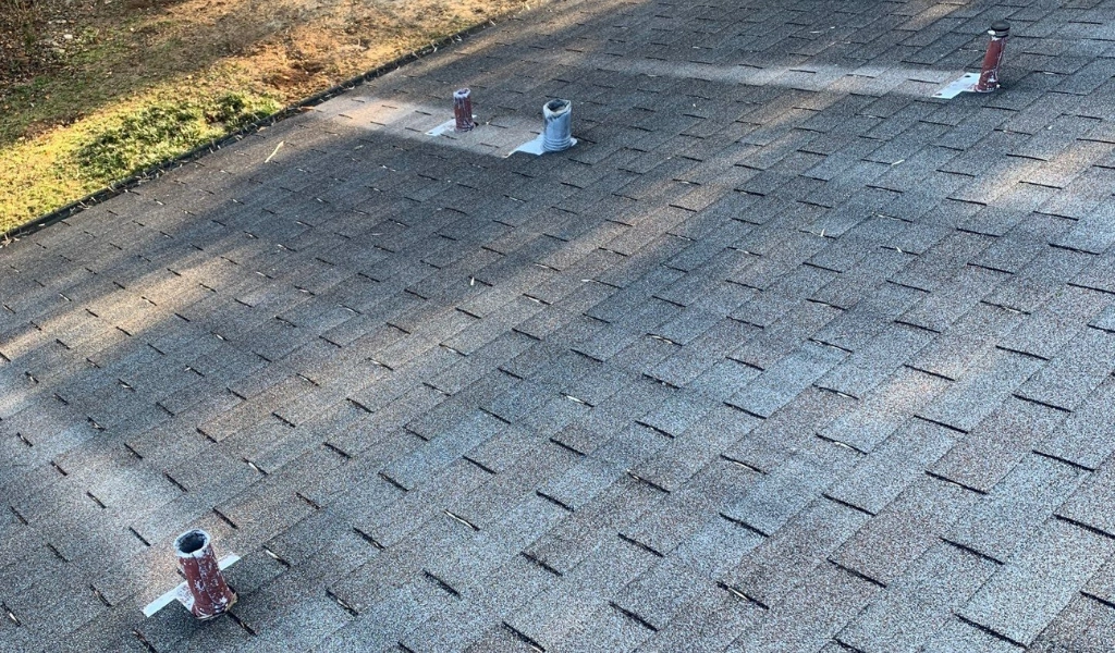 Oak Ridge TN roofing company, roof replacement contractor Oak Ridge TN, asphalt roof replacement Oak Ridge TN, shingle roofing Oak Ridge TN, GAF shingle installation Oak Ridge TN, Timberline HDZ roof installation, residential roof replacement Tennessee, old shingle roof replacement, worn asphalt shingles Oak Ridge TN, roof tear-off Oak Ridge TN, full roof replacement Oak Ridge, chimney flashing repair Oak Ridge TN, roof penetration flashing repair, plumbing vent flashing replacement, roof decking inspection Oak Ridge TN, new shingle roof 37830