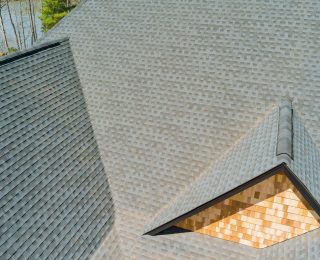 roof lifespan,Knoxville roof maintenance,roofing materials, roof installation quality, metal roofing Knoxville, asphalt shingles Knoxville, roof damage prevention, roof weather damage, roof inspection Knoxville, roofing contractor Knoxville, roof repairs Knoxville, roof replacement options