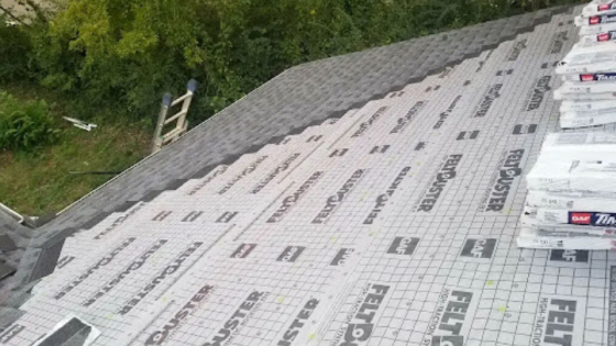 Will my entire roof be replaced, partial roof replacement, full roof replacement Knoxville, roofing repair or replacement TN, Litespeed Construction Knoxville, roof damage sections TN, insurance roof assessment, spot roof repair Knoxville, roofing inspection Knoxville, how much roof needs replacing, storm roof damage Knoxville, insurance adjuster roof Knoxville, asphalt patch vs full roof, structural roof repair Knoxville, shingle match roofing TN